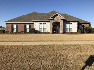 134 Stonegate Trl, Wetumpka, AL 36093