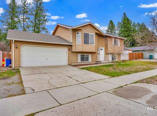 8561 W Nebraska St, Rathdrum, ID 83858