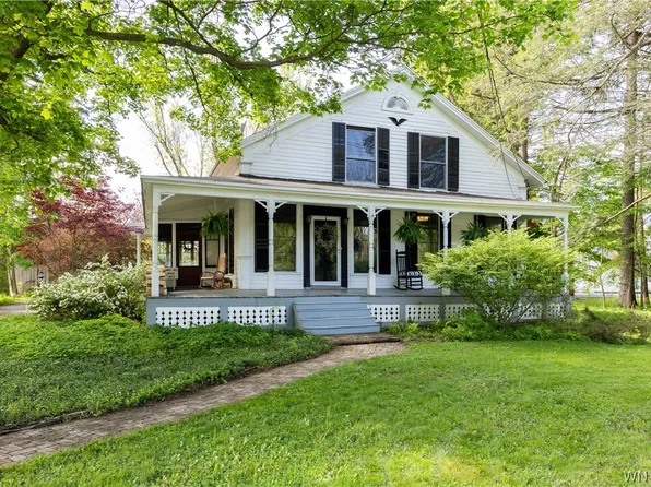 1812 Mill Rd, West Falls, NY 14170