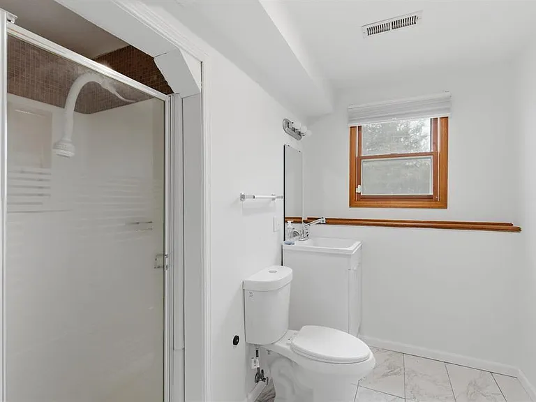 1333 Overlook Dr — Photo 22