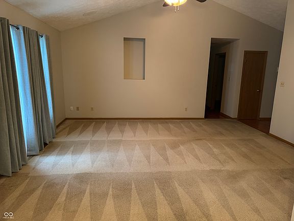 3rd image of 3906 E Teakwood Ave