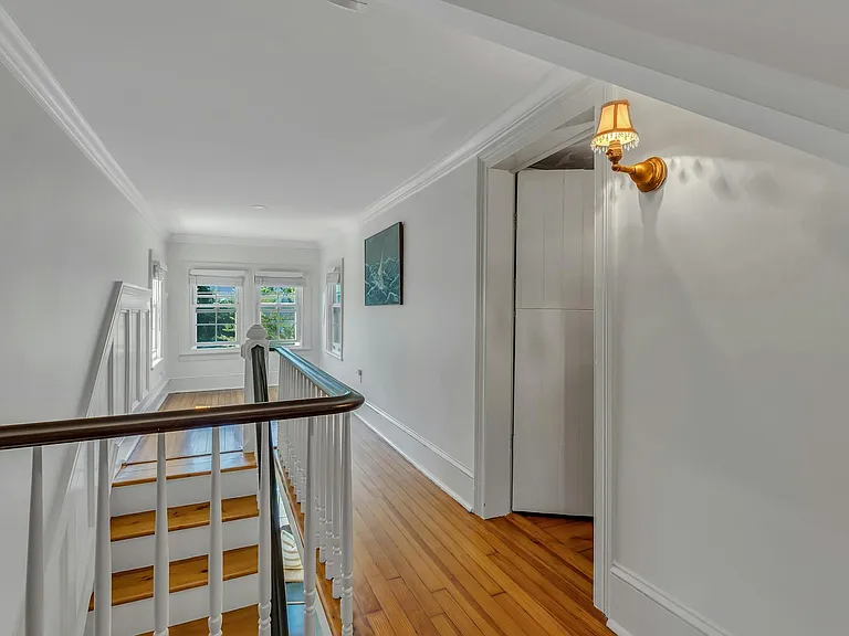 74 Union Ave — Photo 20