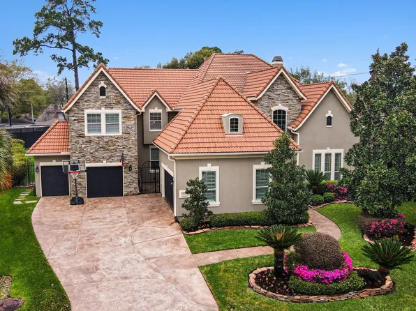 9922 Vintage Villa Dr, Houston, TX 77070