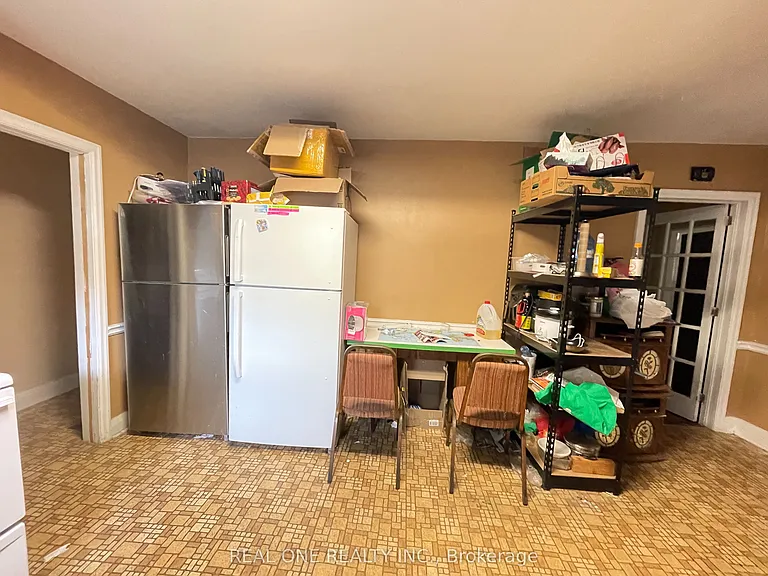 35 Bowman St — Photo 11