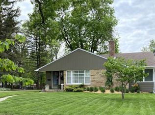 1052 6th Ave N, Windom, MN 56101