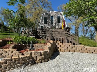 432 Hurst Dr, Macomb, IL 61455