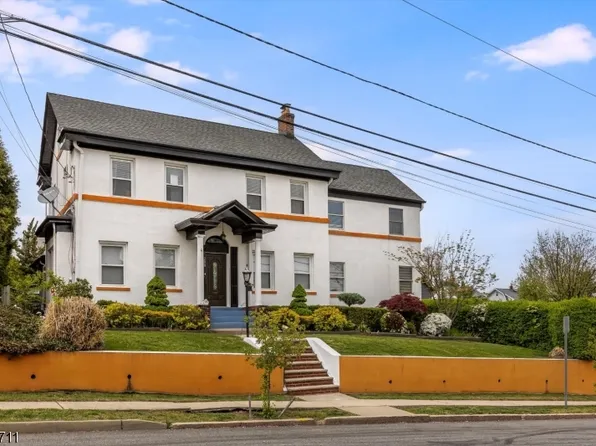 200 Washington Ave, Clifton City, NJ 07011