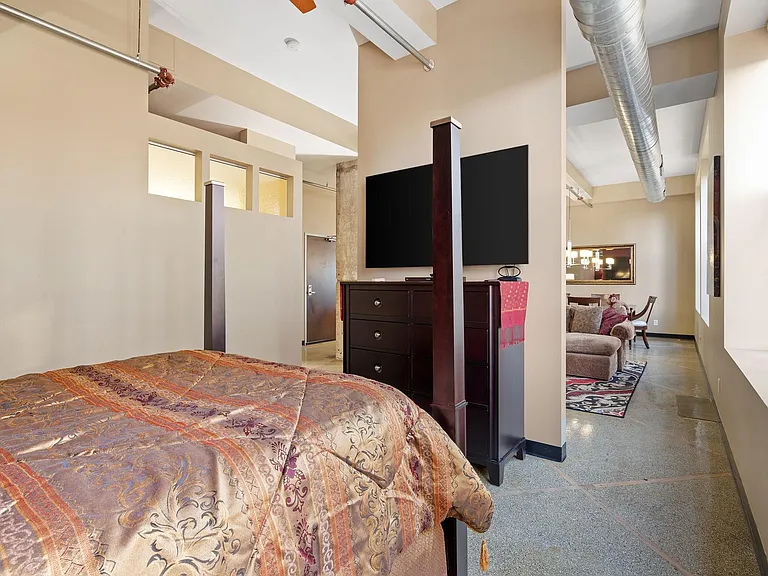 350 Saint Peter St #802 — Photo 13
