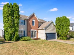 8633 Robbins Loop Dr, Reynoldsburg, OH 43068