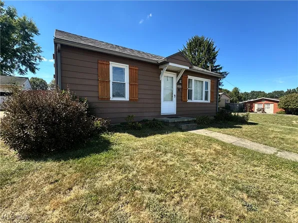 1533 N 13th St, Cambridge, OH 43725