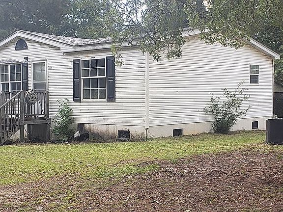 First home has 3br/2ba