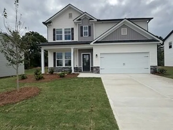105 Royal Tern Ln, Warner Robins, GA 31093