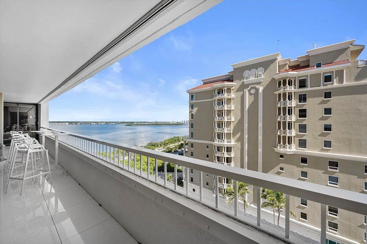 5280 N Ocean Dr — Photo 3