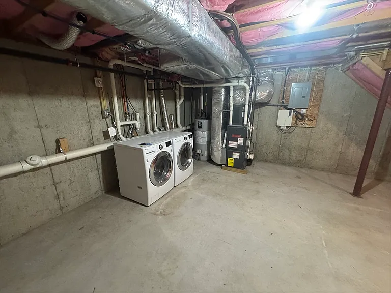 14 Merrimac Way #E — Photo 34