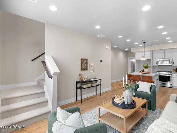 4th image of 1135 Gambel Oak Way