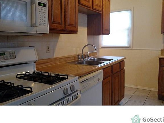 5th image of 8889 Ramona Ave