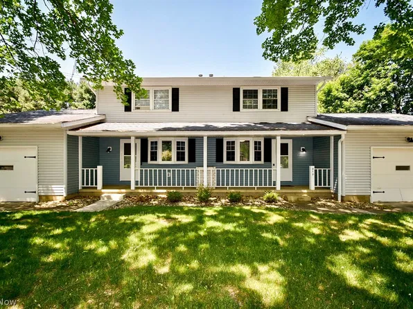 457 Hutchison Dr, Mogadore, OH 44260