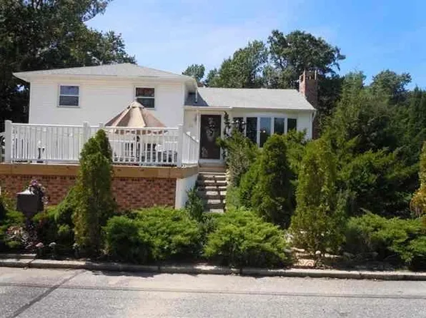 83 Beachhurst Dr, Cape May, NJ 08204