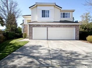 15 Jacob Ct, Novato, CA 94945