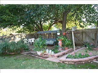5th image of 628 Park Dr