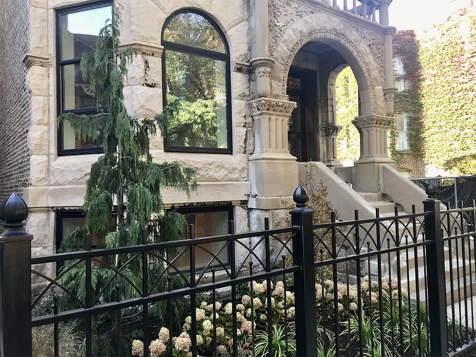 1st image of 621 W Wellington Ave