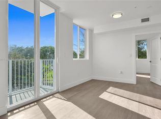 1620 NW 18th St #301, Miami, FL 33125