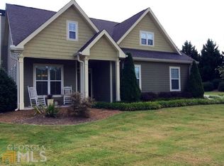 105 Village Green Way, Clarkesville, GA 30523