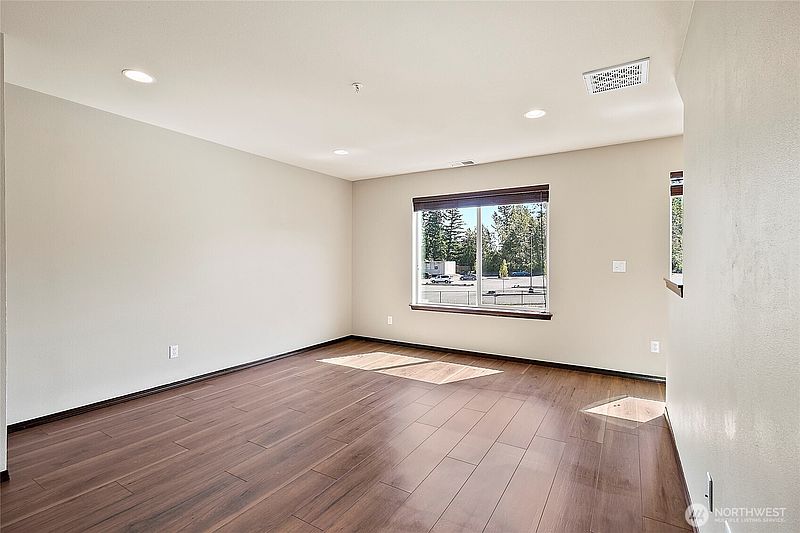 5th image of 17707 79th Avenue Ct E #18