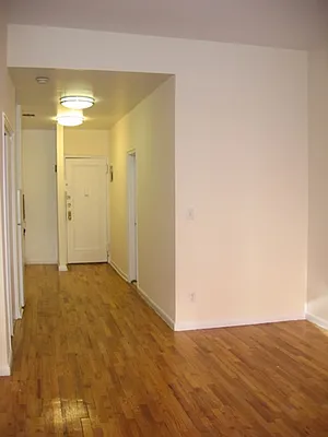 Rented by City Connections Realty | media 15