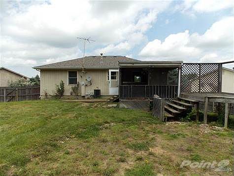 4th image of 132 Wells Ct