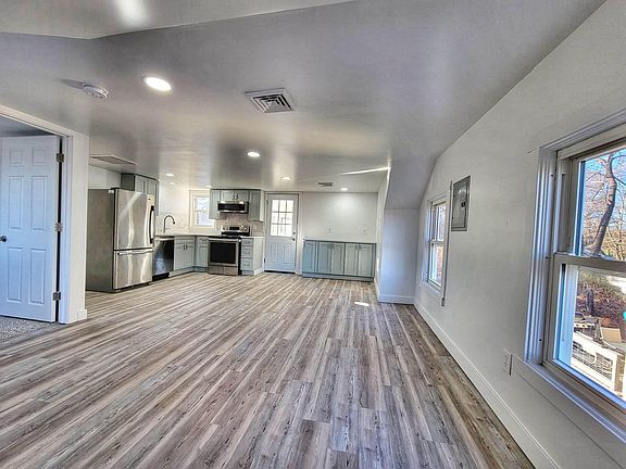 open floor plan kitchen and living space