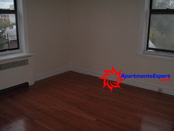 5th image of 63 Adrian Ave APT 1A