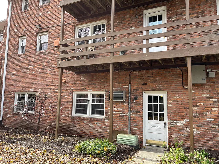 418 Meadow St #F12 — Photo 5