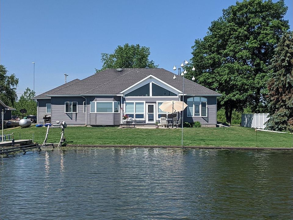 1st image of 5871 Sandy Dr