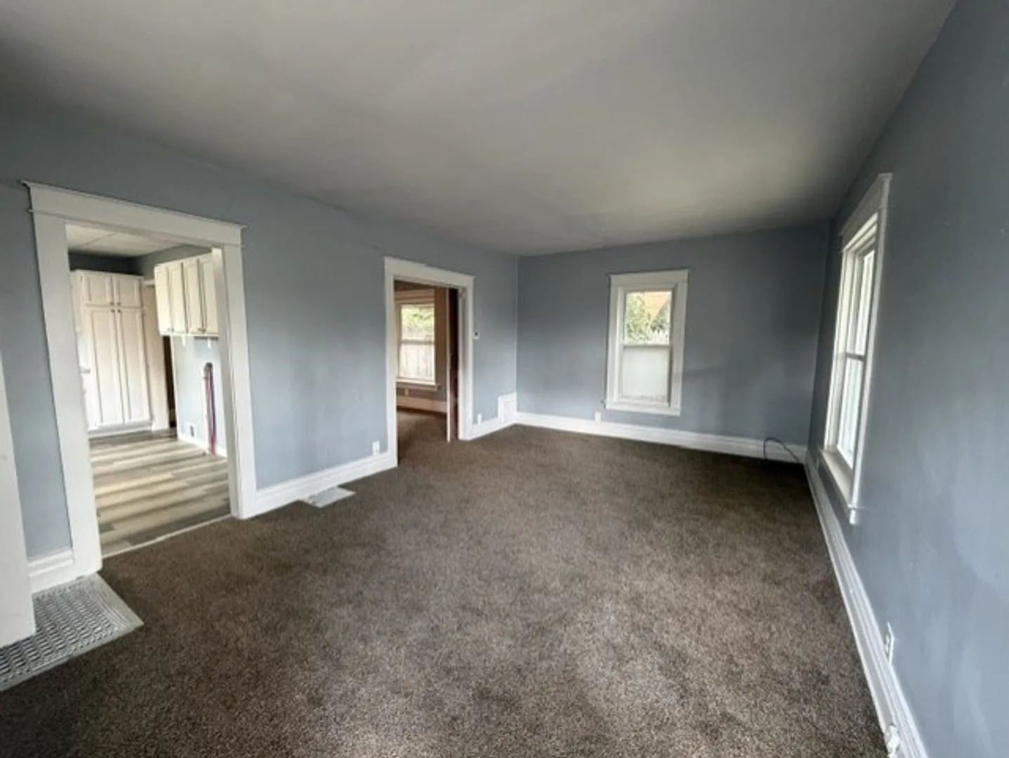 Move-In Ready 4-Bedroom Home with an Updated Kitchen $1,250/Month — Photo 4