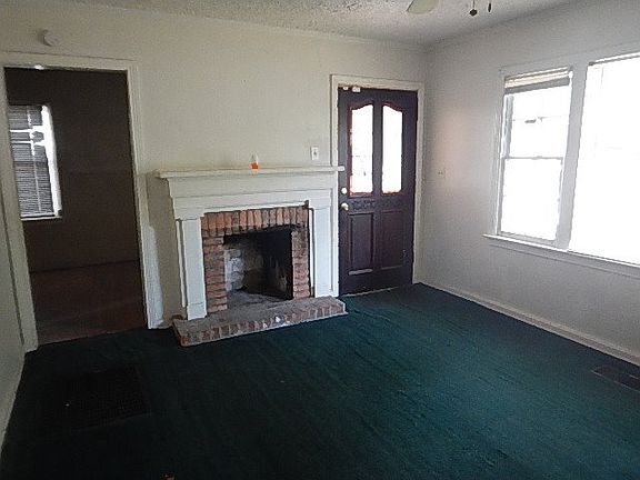 Additional Living Room