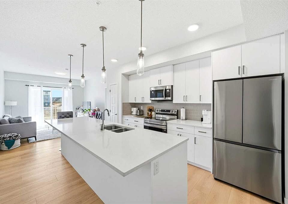 1st image of 550 N Belmont St SW #4306