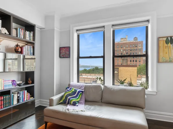 340 Riverside Drive 8C image 2 of 12