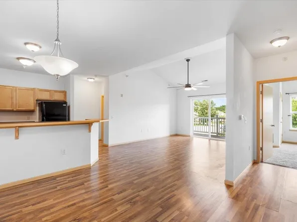 3848 Maple Grv #306, Madison, WI 53719