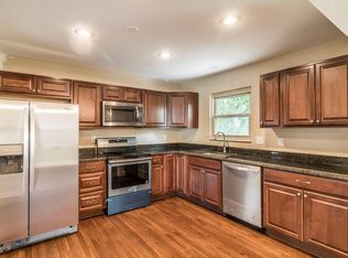 3555 Mountshannon Rd, Columbus, OH 43221