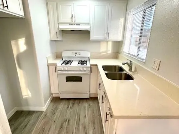 1024 Hoffman Ave, Long Beach, CA 90813