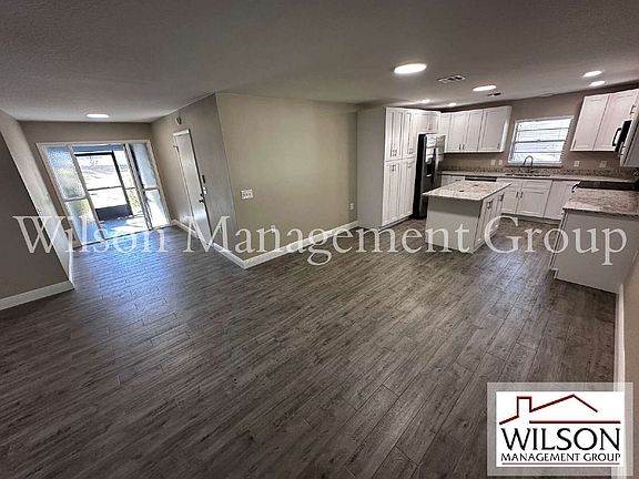 5th image of 2847 N Bermuda Ave