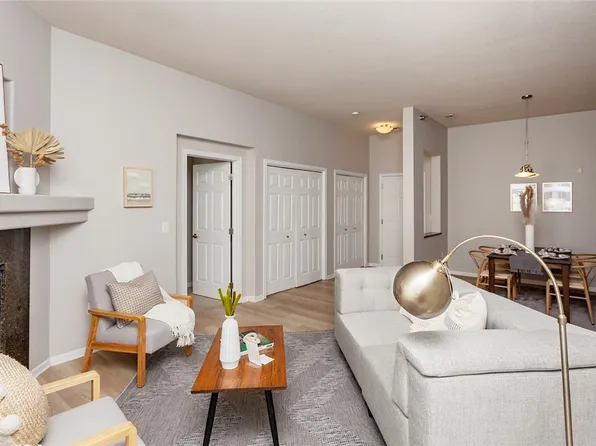 3031 Grand Ave APT 307, Des Moines, IA 50312