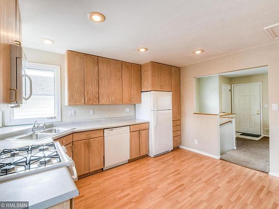 5th image of 4184 Topaz Dr
