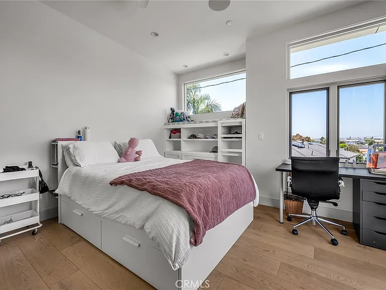 503 S Lucia Ave — Photo 21