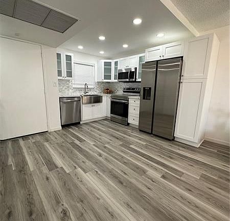 3rd image of 9451 Evergreen Pl APT 405
