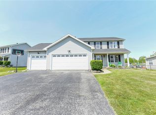 36 Gingerwood Way, West Henrietta, NY 14586