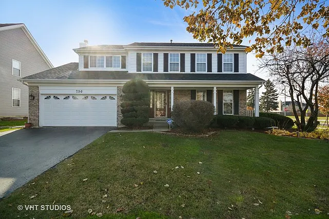 756 Buckingham Ct photo 1