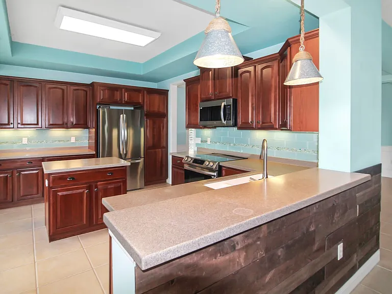 23217 Banbury Way — Photo 8