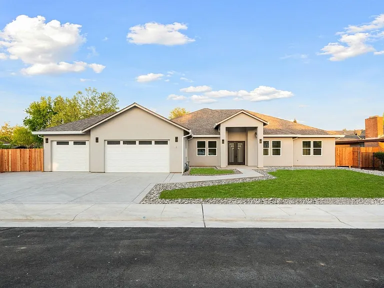 1130 Jonas Ave — Photo 20